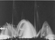 fonteinen bij nacht.jpg