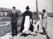 DSC02507 1950 Mijn zuster Magda, ik en mijn ouders met de br.JPG